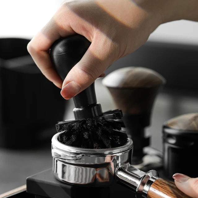 MHW-3Bomber Portafilter Cleaning Brush